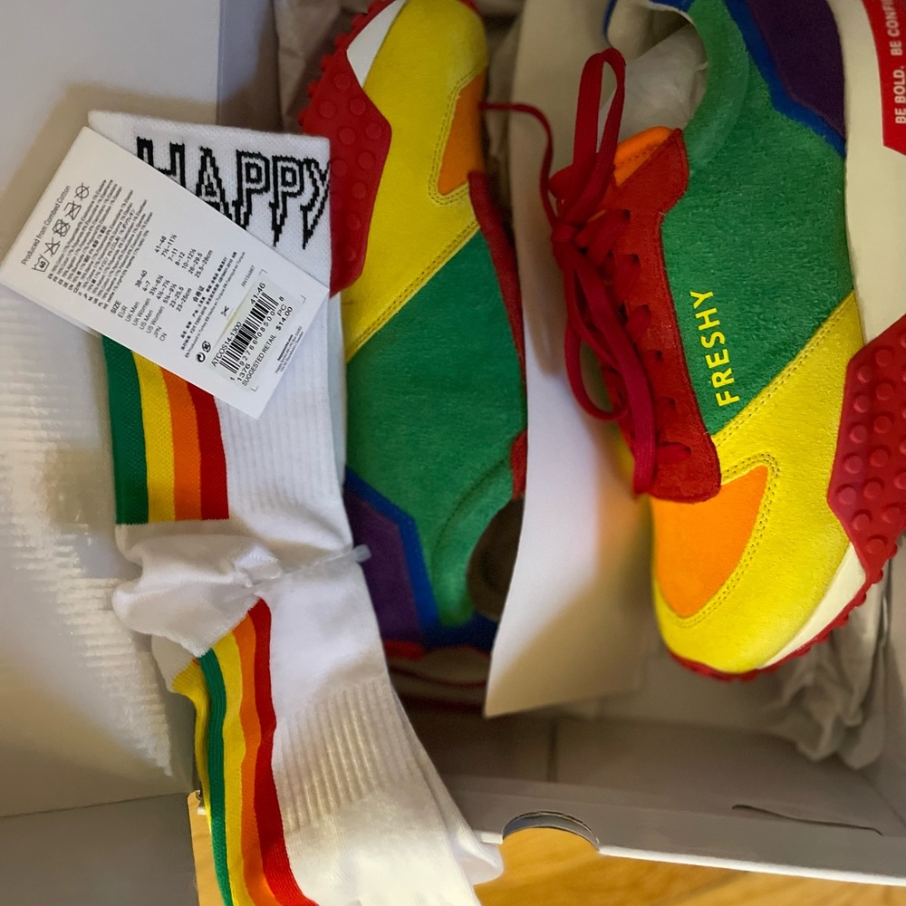 Fresh y  smoove move colorful tenis new women 11 men’s 9